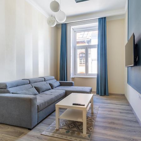 R62A Rottenbiller Apartment Budapest Exteriör bild