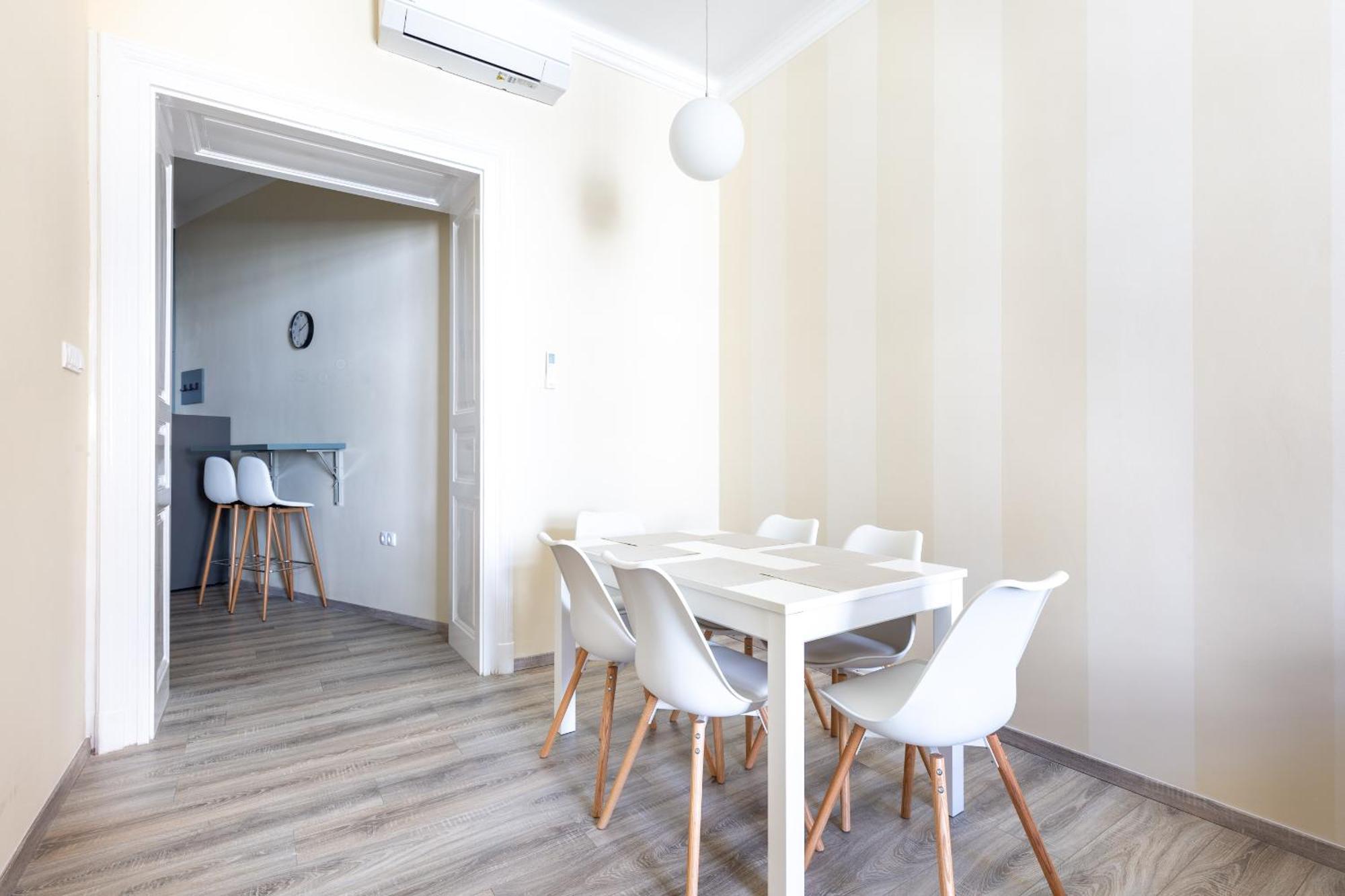 R62A Rottenbiller Apartment Budapest Exteriör bild