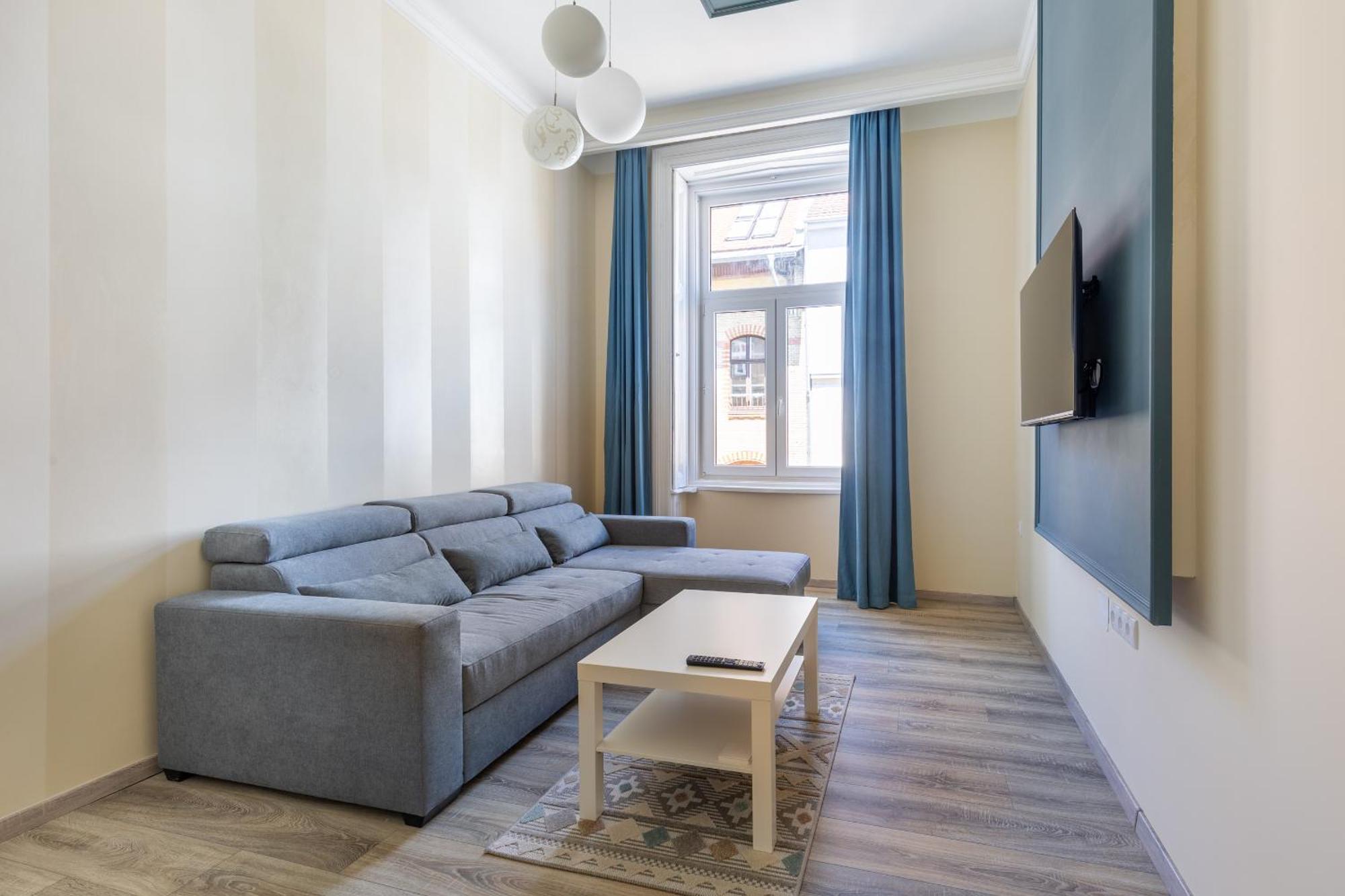 R62A Rottenbiller Apartment Budapest Exteriör bild